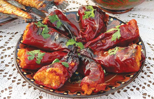 Punjena suva paprika