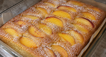 KOLAČ BRESKVE