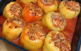Punjene paprike u rerni – domaći recept koji uspeva svaki put